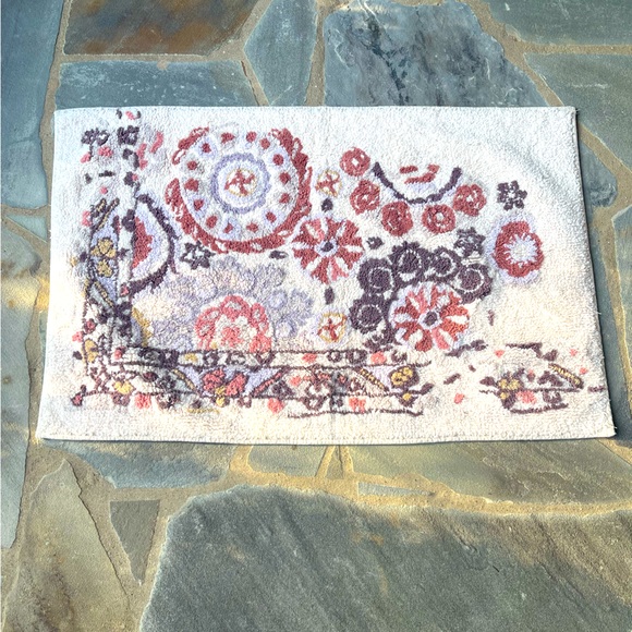 Tufted Jody Bath Mat - Picture 3 of 4